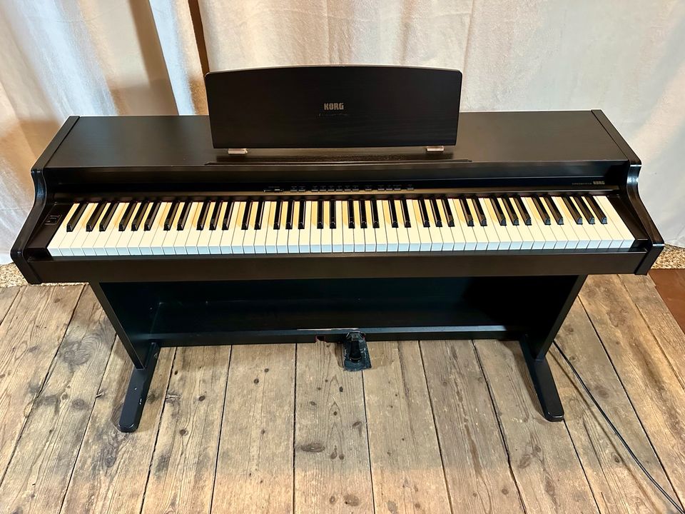 Korg EC-120 E-Piano Digital Klavier Keyboard Synthesizer in Mittweida