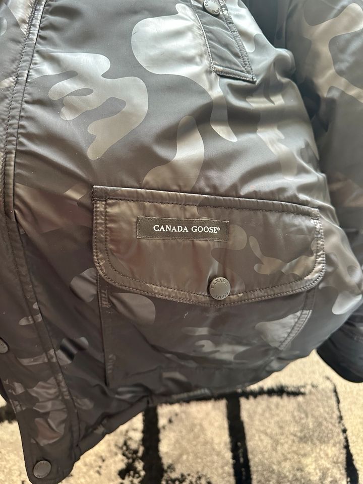 Canada Goose Jacke Männer XXL in Hasloh