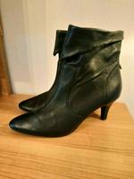 Stiefeletten Esprit 38 echt weiches Leder schwarz München - Laim Vorschau