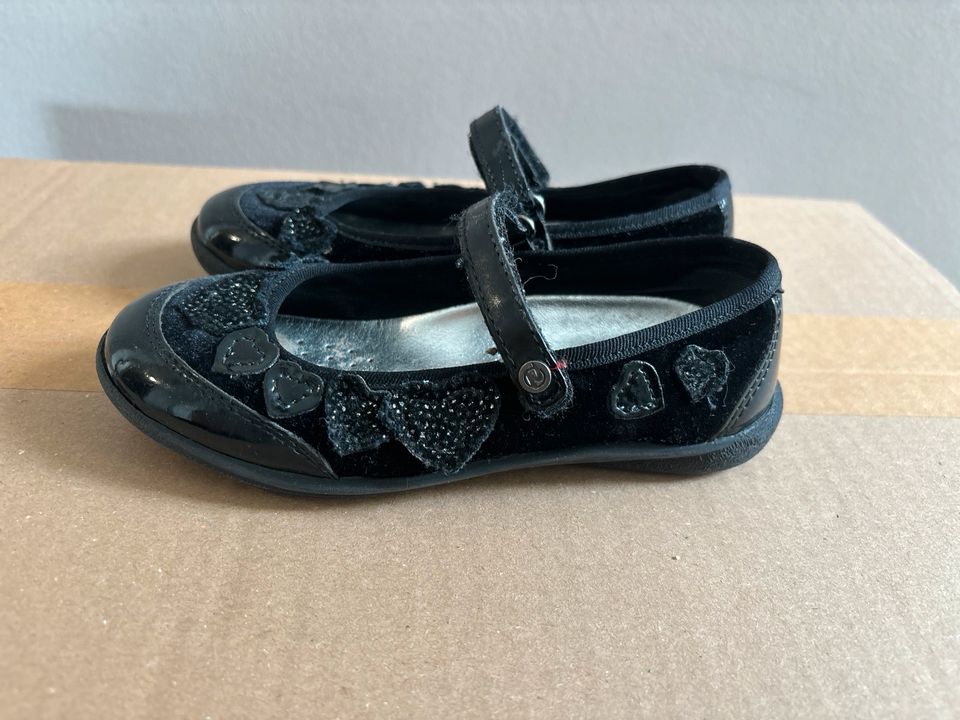 ♥️ Naturino Lackschuhe, Riemchenschuhe, Gr. 27 in Gernsbach