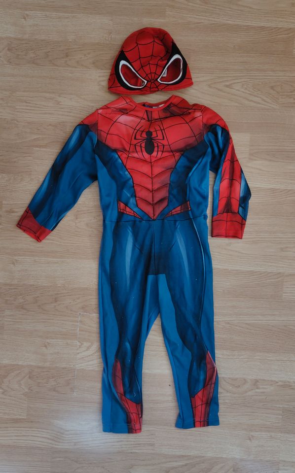 Spiderman Kostüm Gr. 98/104 in Halle