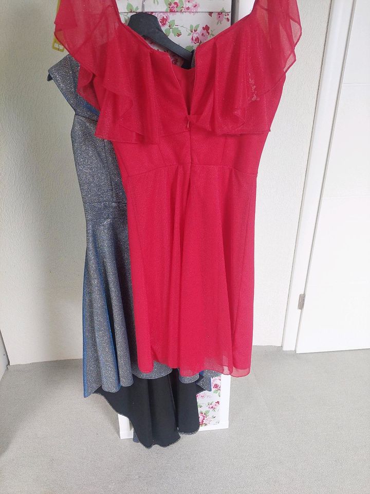 Abendkleid mit Glitzer in Farbe rot  gr. 38 in Salzgitter