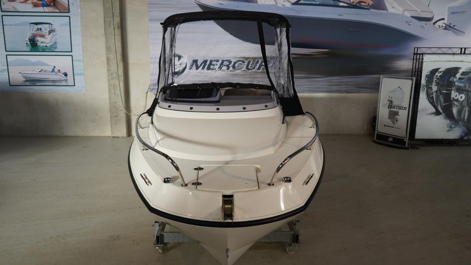 Quicksilver Activ 505 Cabin + Mercury 60PS #018 Lagerboot in Kiel