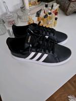 Neue Sneaker Adidas in Größe 38 Bayern - Pliening Vorschau