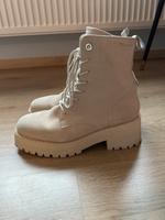 Tamaris Stiefel Stiefeletten Gr.37 beige Schuhe Winter Niedersachsen - Calberlah Vorschau