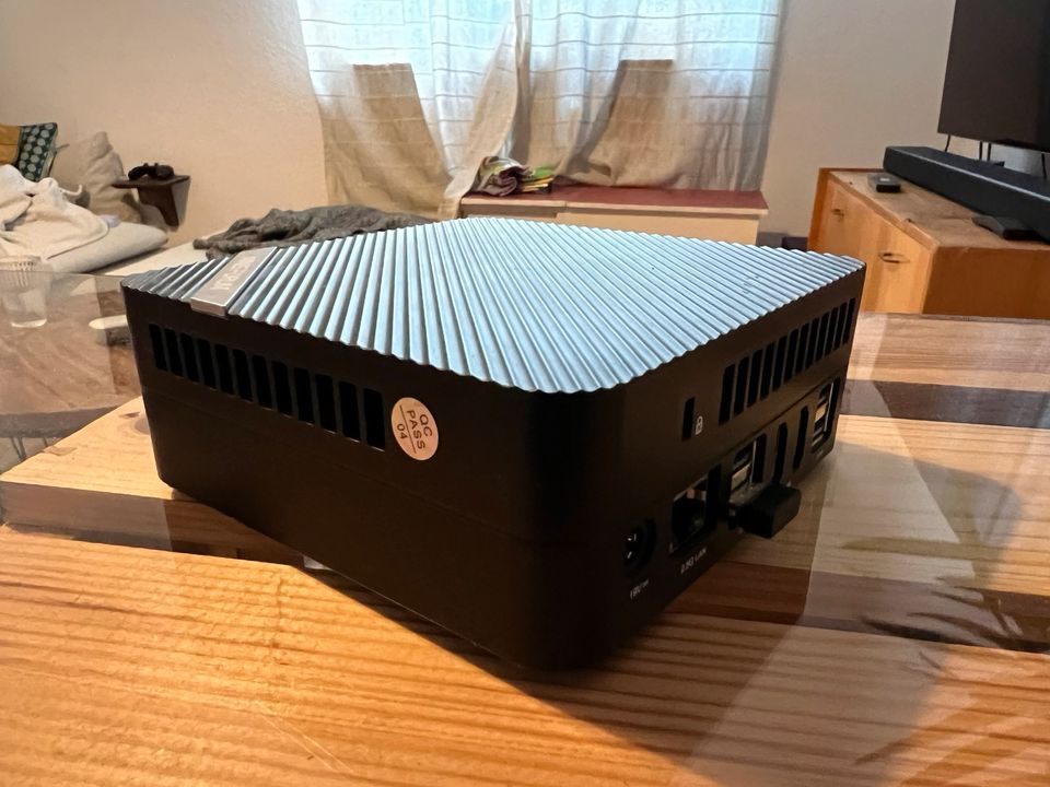 minisforum um690 - Gaming MiniPC 32gb RAM - 1TB SSD - Radeon 680M in Darmstadt