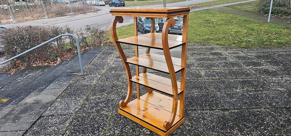 Alte antike Etagere Regal Biedermeier 1900 Birnbaum in Frickenhausen