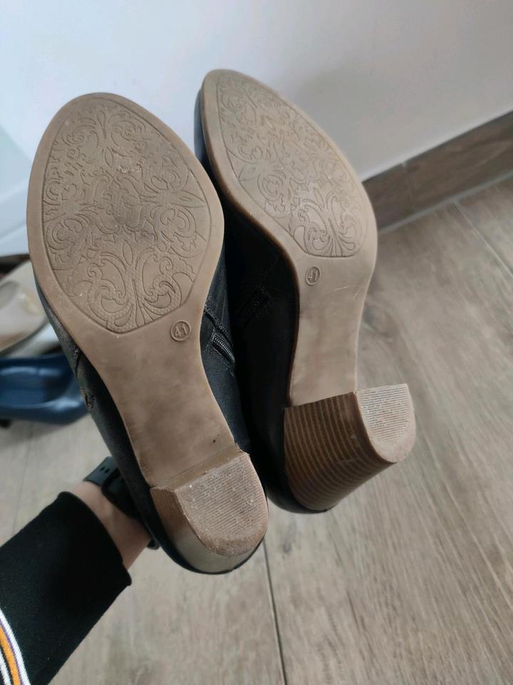 Stiefeletten Gr 41 Fifth avenue 5th schwarz Reißverschluss in Bergheim