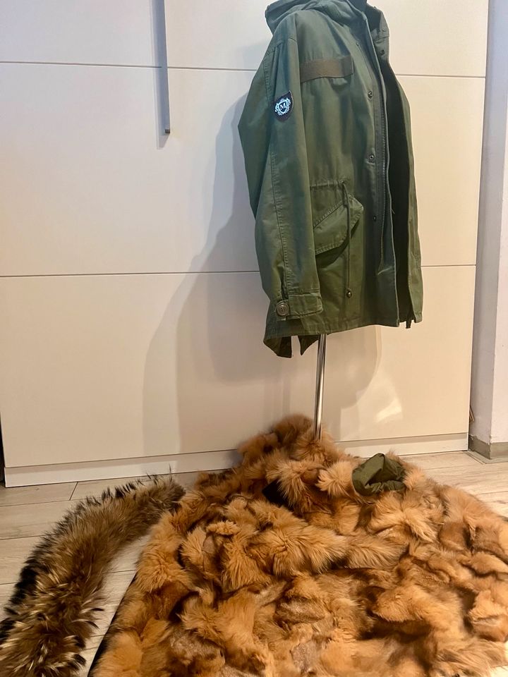 Mr & Mrs Furs Italy Parka Echtfell Fuchs Military Barbed Mantel in Mannheim