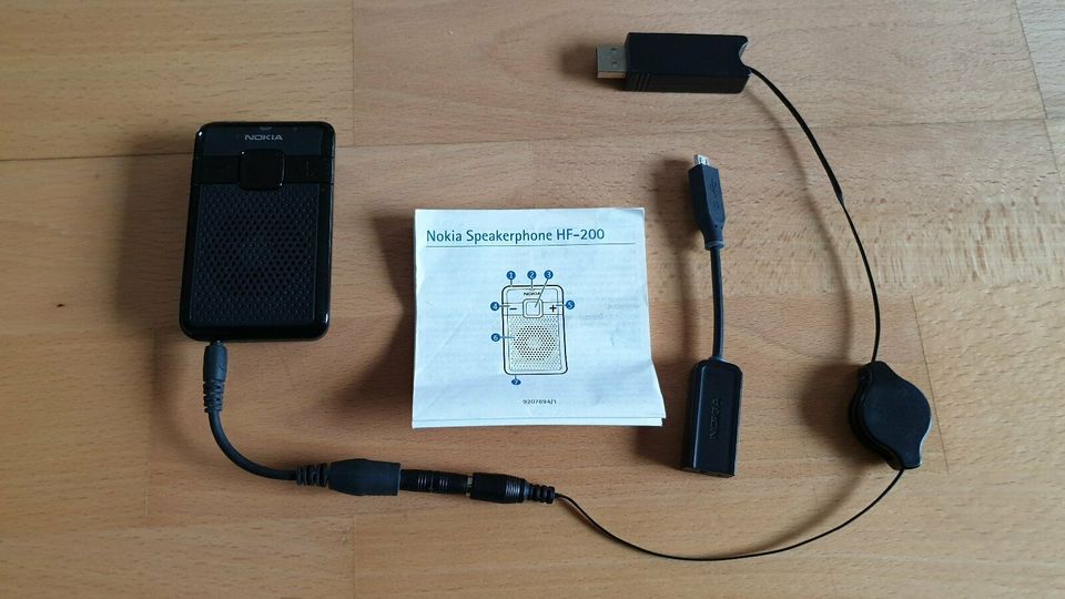 Nokia HF-200 Bluetooth Freisprecheinrichtung mit 12 Volt-Kabel in Ulm