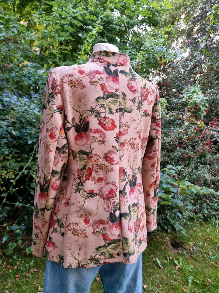 Rosebud,Jacke,nostalgisch,Gemälde,Blumen in Görlitz