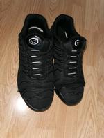 Nike Air Sneaker – schwarz – gut für Arbeit oder Freizeit Sachsen-Anhalt - Lutherstadt Wittenberg Vorschau