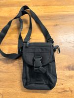 H&M Herren Schultertasche Bauchtasche Tasche schwarz München - Schwabing-West Vorschau