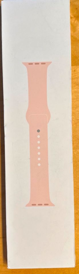 Apple Watch 40mm Pink Sand Sport Band MTP72ZM/A in Detmold