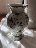 Sehr alte guterhaltene Vase Baden-Württemberg - Albstadt Vorschau