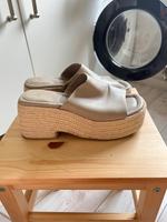 • H&M • zara beige Leder plateau bast Keil Absatz Berlin - Reinickendorf Vorschau