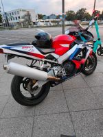 Honda CBR 900RR In sehr gutem Zustand mit wenigen Kilometern ohne Mitte - Wedding Vorschau