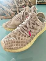 Adidas Sneaker 40 2/3 beige/neon gelb leicht für Frühjahr Sommer Nordrhein-Westfalen - Jüchen Vorschau