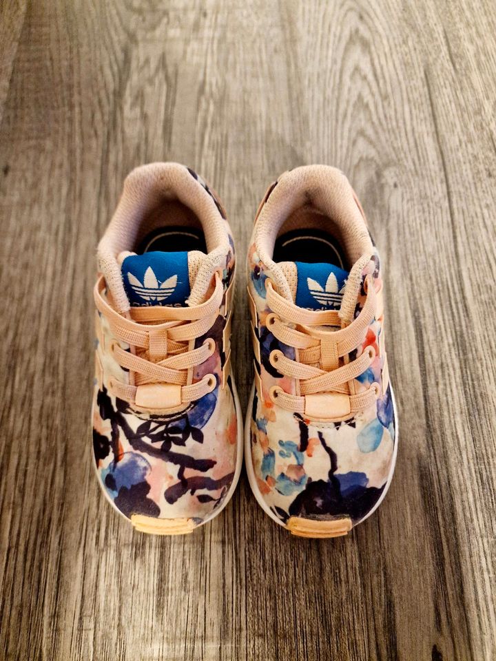 Adidas Kinderschuhe Sneaker ZX FLUX Gr. 22 in Bad Friedrichshall