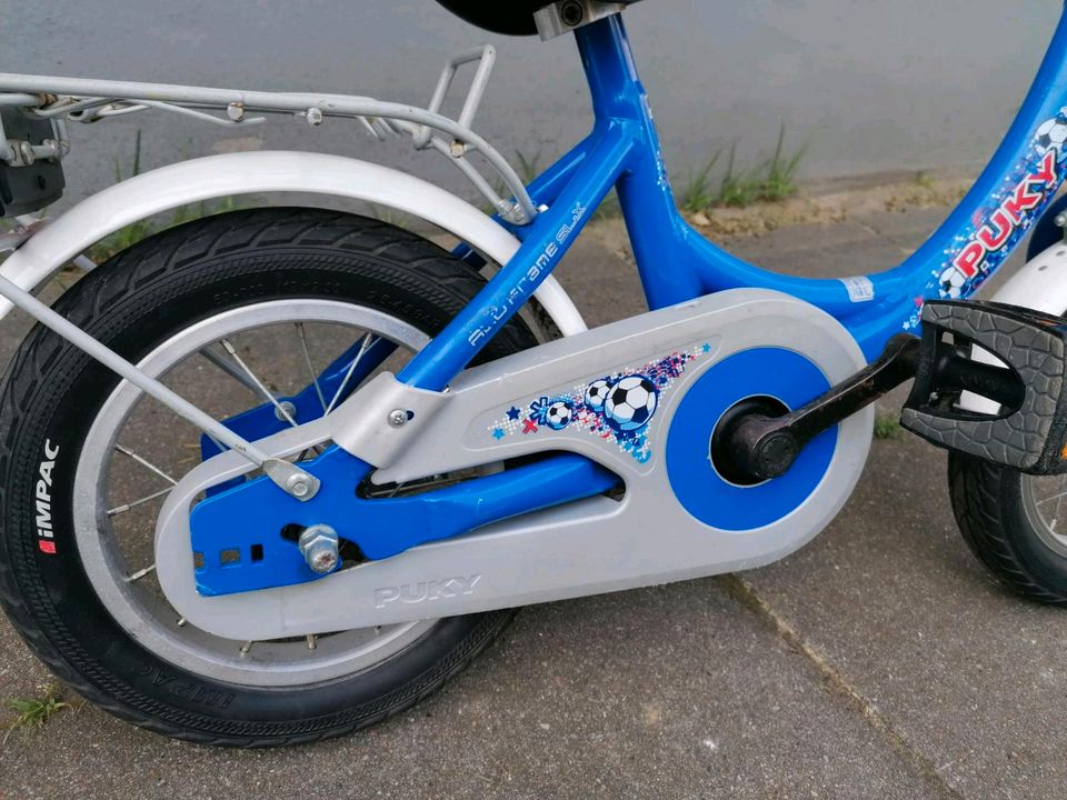 Puky 12 Zoll Kinder Fahrrad blau in Hamburg