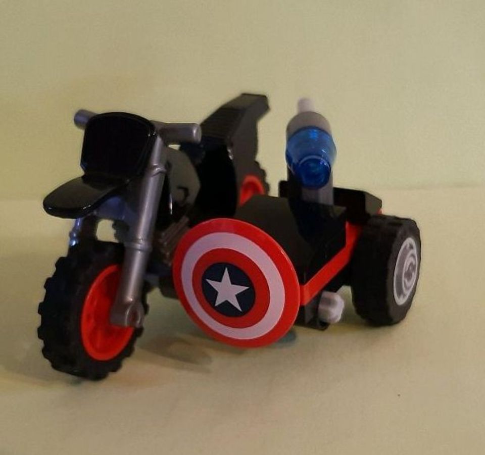 LEGO® Super Heroes 30447 Captain Americas Motorrad kpl. + Bauanl in Michelsneukirchen