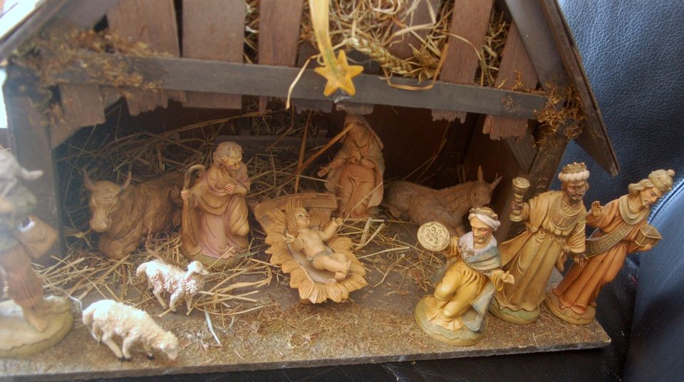 Weihnachts-Krippe xmas 12 Figuren Deko "Heilige Familie" Stall in Bochum