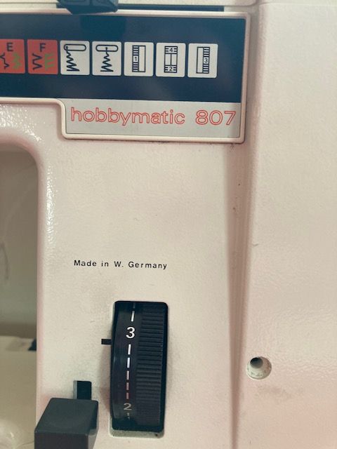 Defekte Nähmaschine von PFAFF "hobbymatic 807" in Bremen