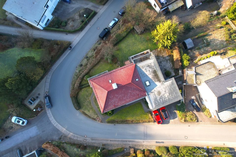 R.B. Makler: Mehrfamilienhaus zur Kapitalanlage in Plettenberg