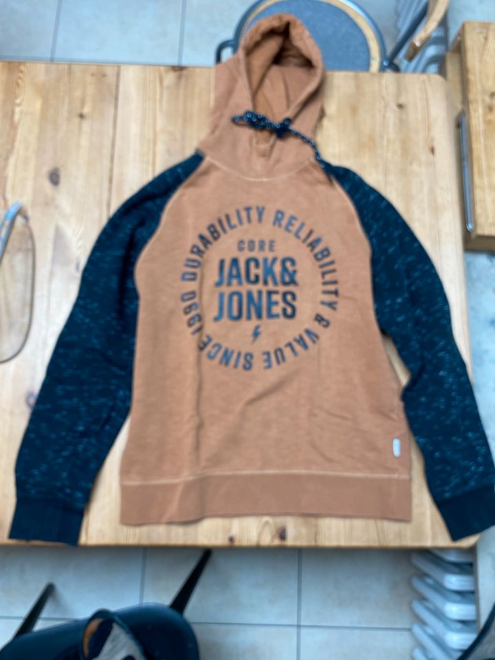 Hoody jack & jones Core M NEUWERTIG in Heiligenhaus