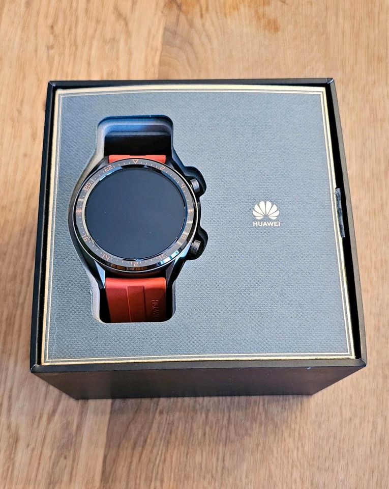 Smartwatch Huawei GT in orange in Odenthal