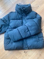 Wie neu MANGO Daunenjacke Winterjacke Gr S 36 schwarz Steppjacke Hessen - Gießen Vorschau