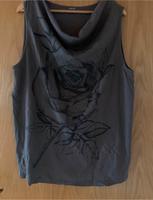 Top Shirt mit Rosen Muster Gr.48/50 Farbe Schlamm./ Grau Baden-Württemberg - Leonberg Vorschau