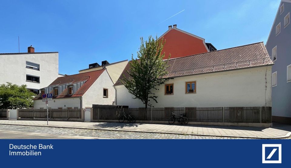 *Baudenkmal in Bestlage, solide vermietet* Wohnhaus mit Kita in der Innenstadt von Regensburg in Regensburg