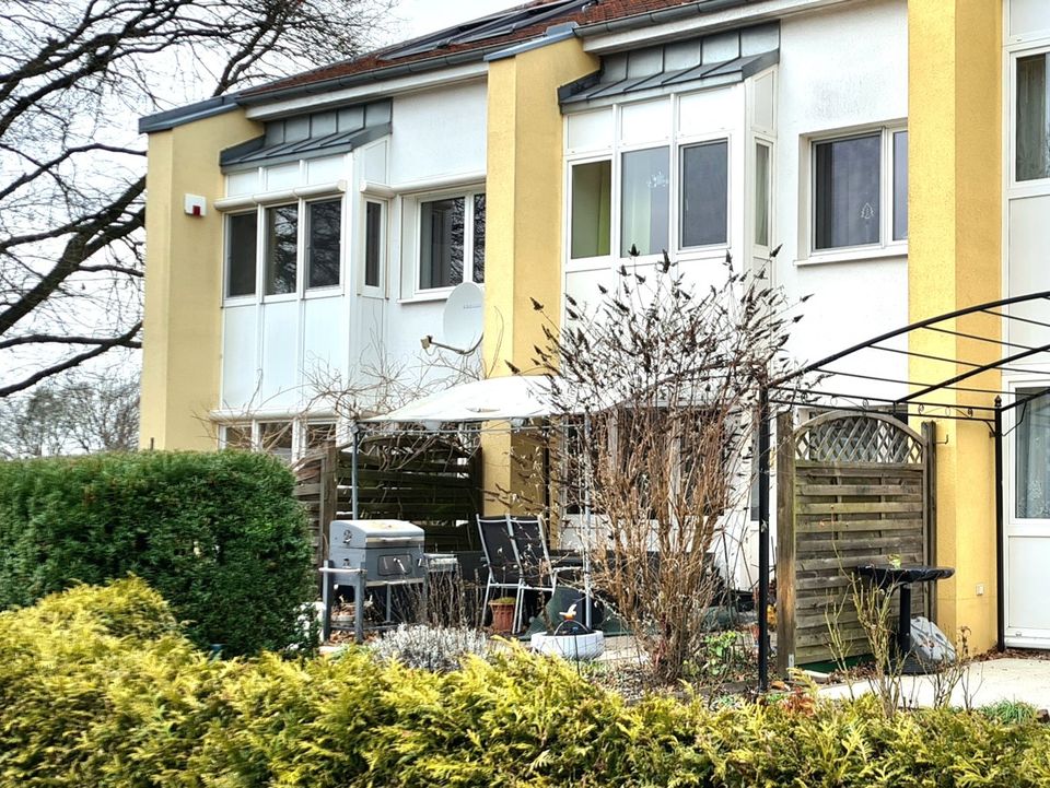 PROVISIONSFREI | Vermietetes Reihenmittelhaus in bevorzugter Wohnlage von Bernau auf Erbaupachtland in Bernau