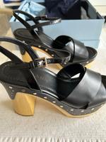 Coole original Prada Sandalen mit Holzabsatz in 38,5 Hessen - Bürstadt Vorschau