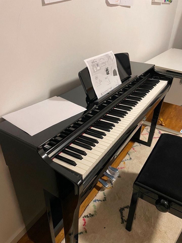 Yamaha Klavier Digitalpiano Epiano Clavinova mieten und ausprobie in Ulm