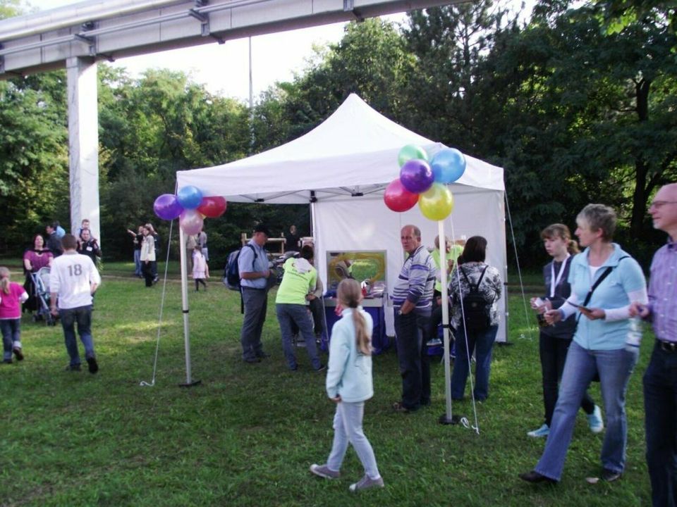 Faltzelt3x3m , Pavillon, Zelt mieten, Schnellbauzelt in Ockenheim