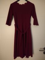 Kleid, Festkleid, Farbe rot/weinrot, Größe 152 Niedersachsen - Oldenburg Vorschau