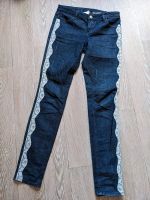 Jeans mit Seitenstreifen aus Spitze marineblau Baden-Württemberg - Karlsruhe Vorschau