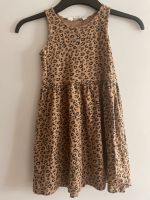 H&M Leo Kleid Mädchen gr 110 Berlin - Neukölln Vorschau