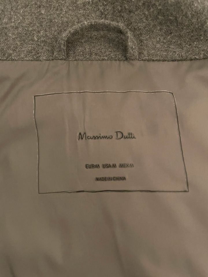 Massimo Dutti dicke Daunen Jacke in Berlin