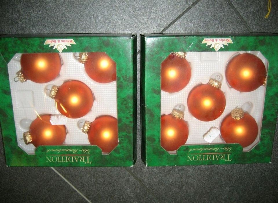 Weinachtsdeko Tannenbaum 65 Kugeln gold orange silber Weihnachten in Dinslaken