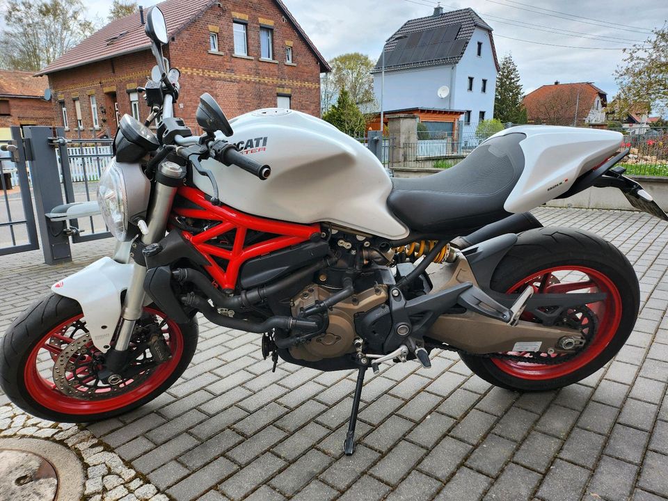 Ducati Monster 821 in Wurzen