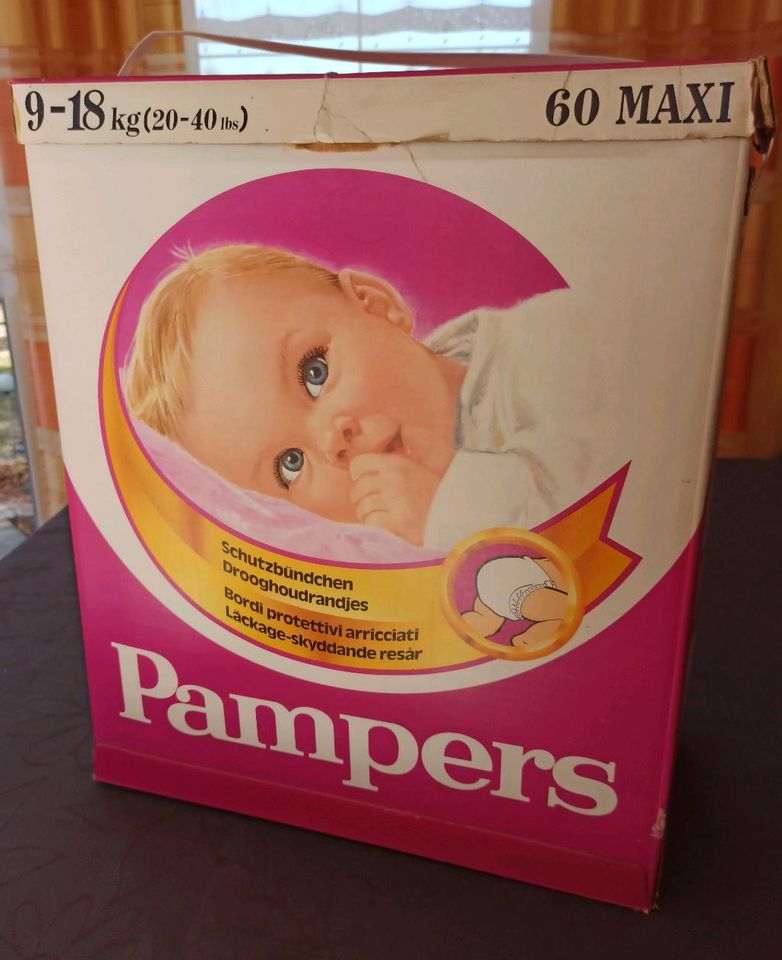 PAMPERS Maxi Vintage 80er Windeln Karton LEER - Sammler in Aurach