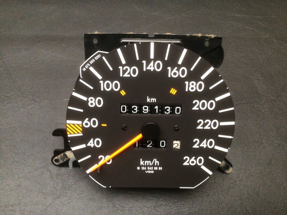 Mercedes Tachometer 300 CE-24 W124    1245428869 in Viersen