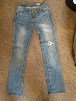 4 Damen Jeans Hosen Gr. siehe Fotos (W30 bzw. 31) Hessen - Hünfeld Vorschau