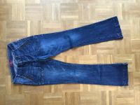 Tolle Jeans von s.Oliver Shape Bootcut viele Knöpfe Gr. 34 Niedersachsen - Diepholz Vorschau
