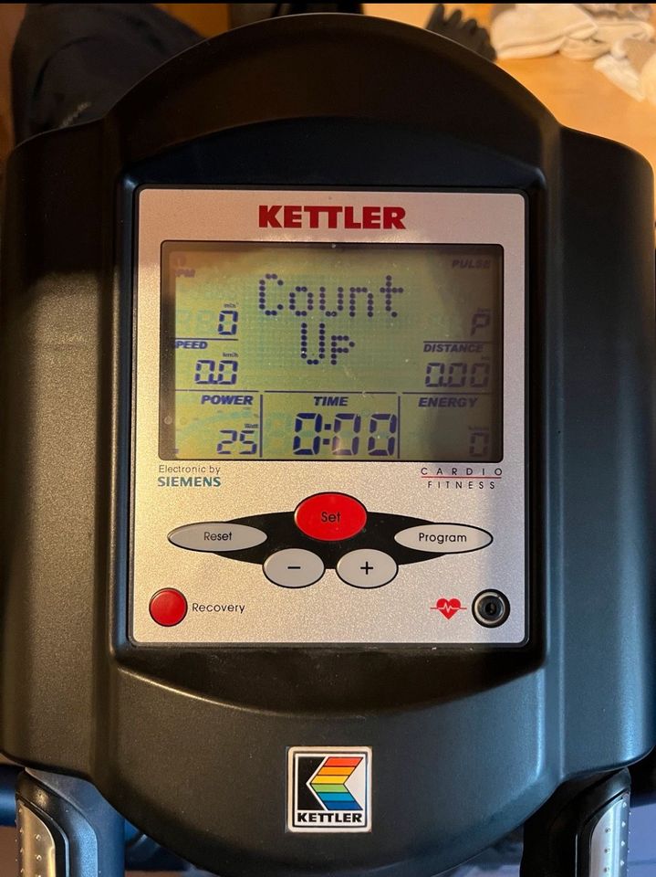 Kettler Crosstrainer Ergometer XTR1 in Kalefeld