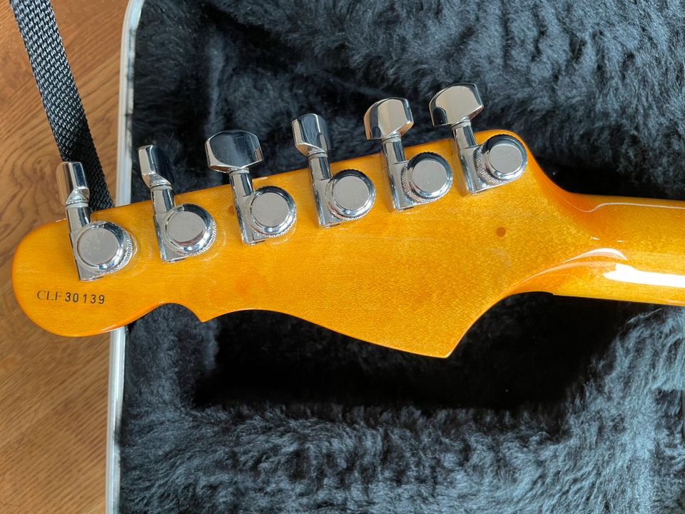 G&L S-500 USA Sunburst in Hamburg