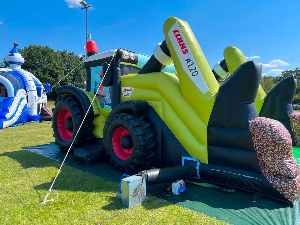 Claas Traktor/Trecker Hüpfburg mieten/leihen in Visselhövede